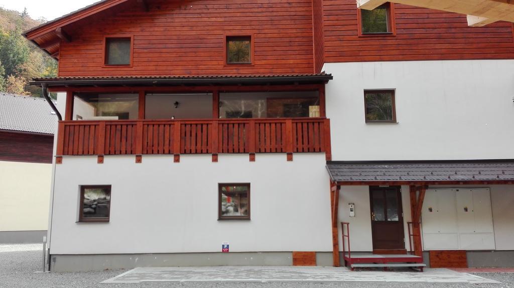 Apartman Chopok Juh Eva 塔莱 外观 照片